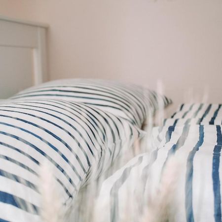 Neb-Thun Lodge'S Appartement 1 Hilterfingen Ringstrasse 6 エクステリア 写真